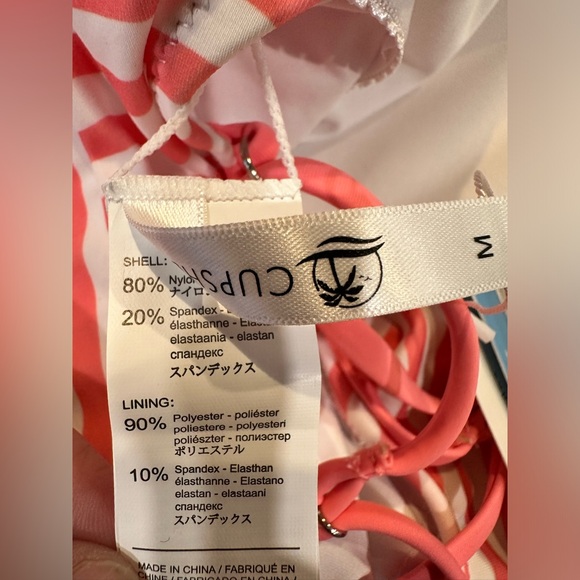 NEW Cupshe V-Neck- Ruffled-One Piece-Striped- Criss Cross Back-Swimsuit-Medium - Picture 7 of 10